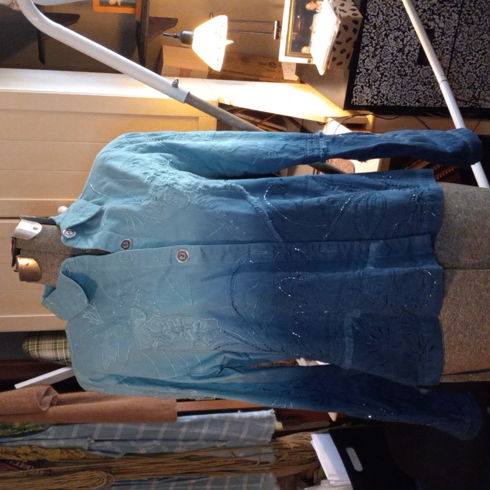 Gorgeous! EUC! Chico's Indigo Ombre Jacket